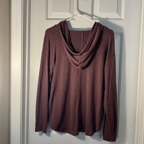 Market & Spruce Hoodie - Picture 3 of 3